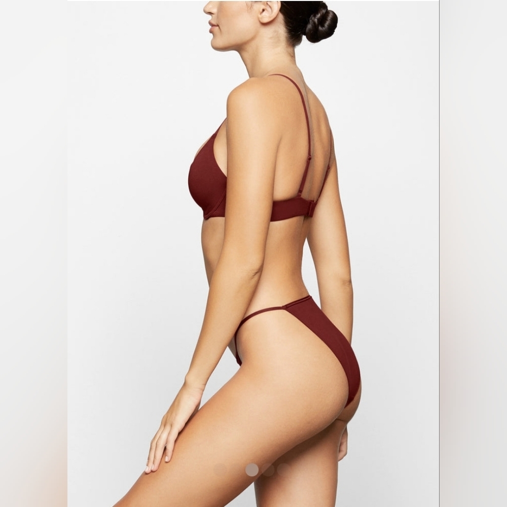 SKIMS COTTON JERSEY T-Shirt Bra/Sangria/38A, 40B/ NWT - Picture 4 of 15